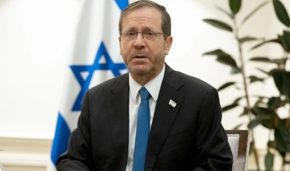 Herzog indicó que la decisión será tomada con “precisión y claridad” y que la “retórica violenta” en torno al caso no influirá en su juicio.