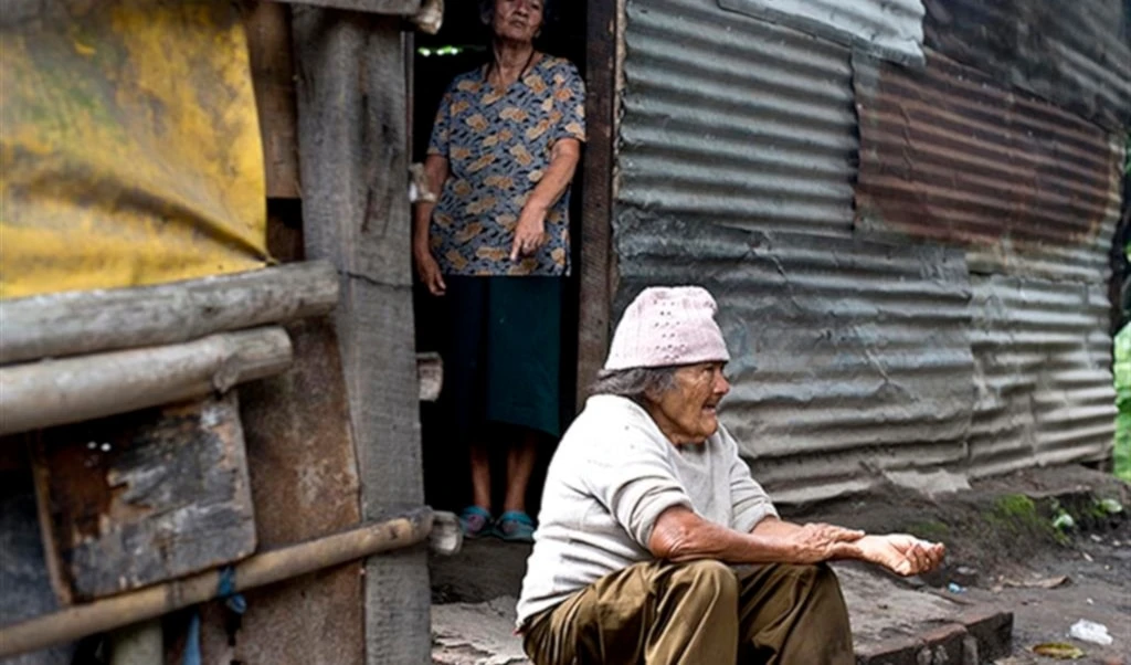 Pobreza con anuncio de auge económico en El Salvador