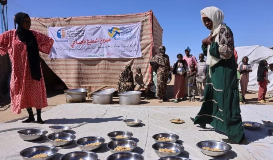 Refugiados de Sudán llegan a Chad con poca ayuda internacional. ONG alertan sobre desnutrición y falta de fondos para atender la crisis.