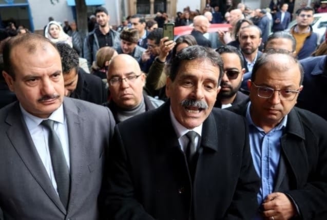 Arrestan al opositor tunecino Ayachi Hammami y cumplirá condena