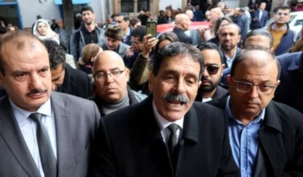 Arrestan al opositor tunecino Ayachi Hammami y cumplirá condena