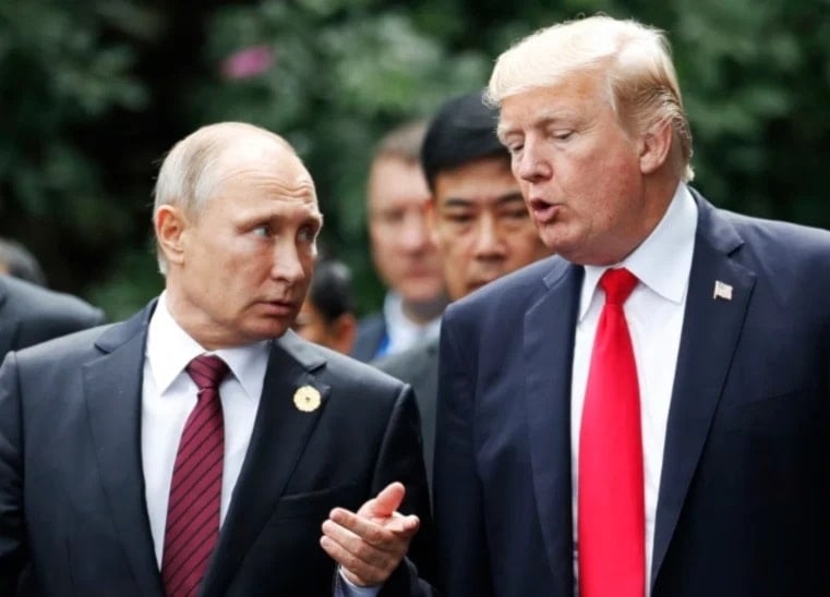 Trump revela conversaciones con Putin sobre fin a Guerra de Ucrania.