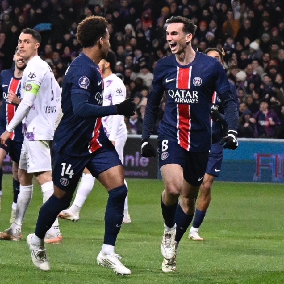 PSG recupera ventaja en cima del fútbol francés.