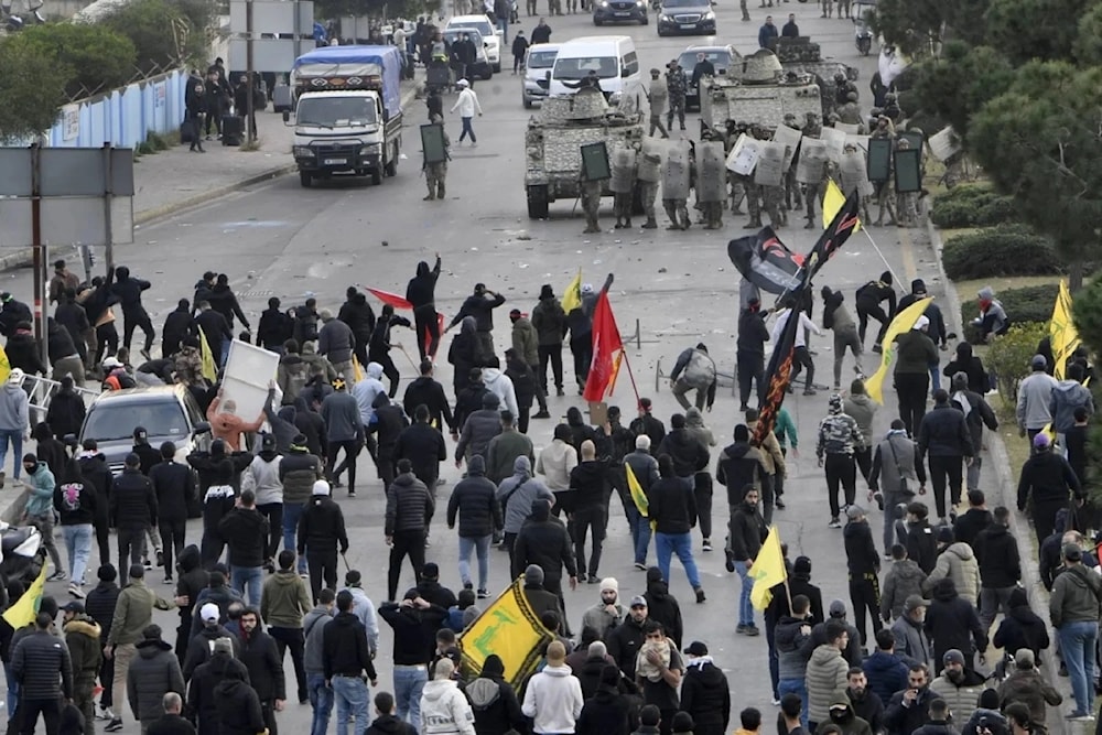 Manifestantes libaneses en Beirut.