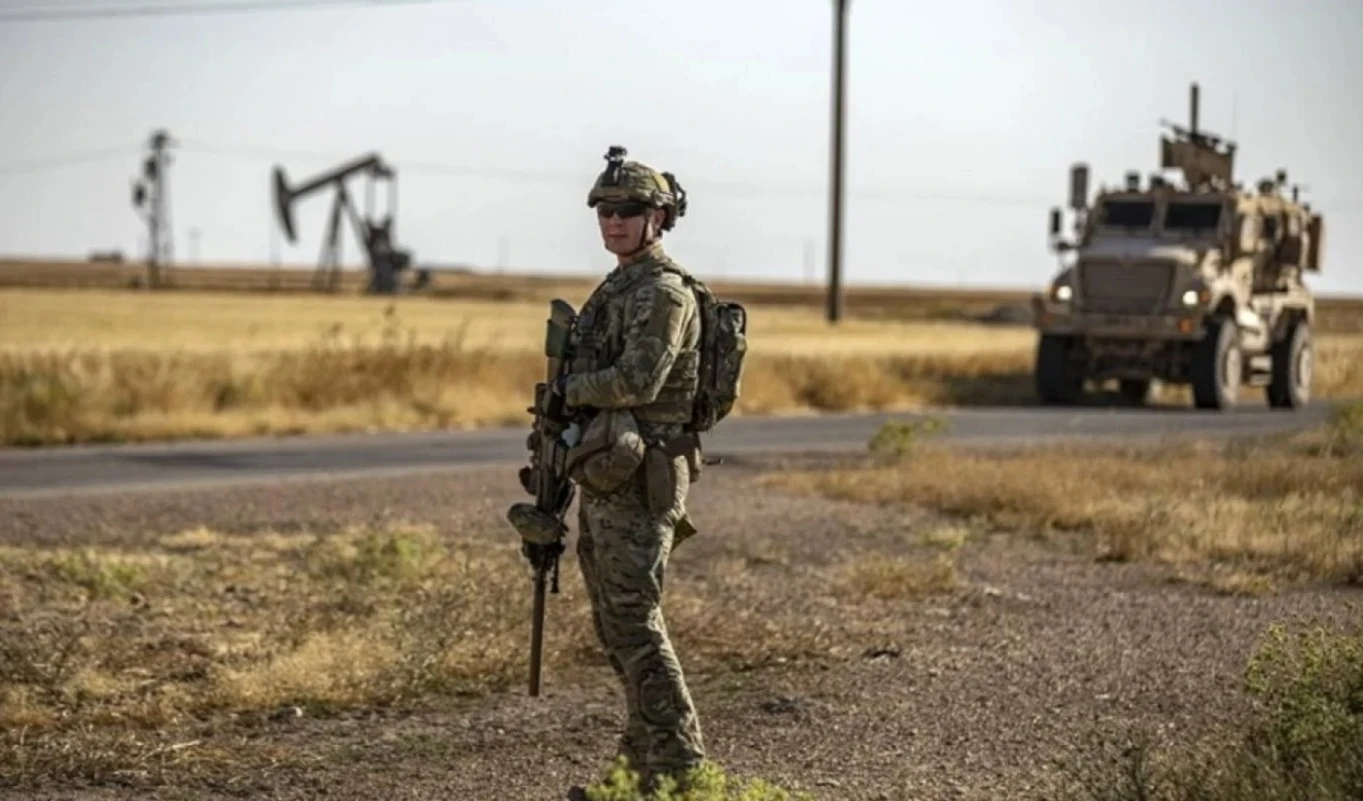 Las Fuerzas del Comando Central de Estados Unidos en Siria no relevaron la identidad del cabecilla terrorista ultimado. Las Fuerzas del Comando Central de Estados Unidos en Siria no relevaron la identidad del cabecilla terrorista ultimado.