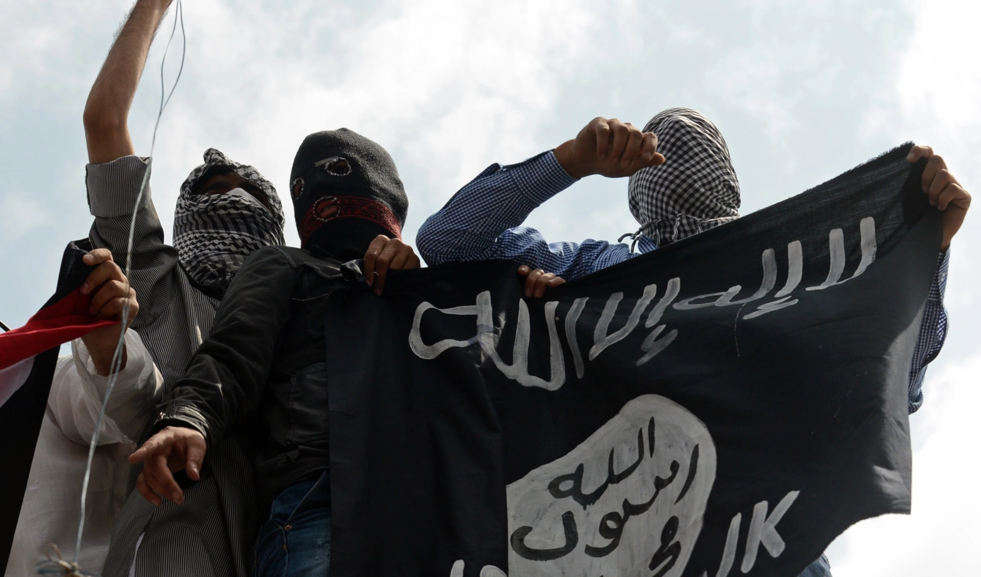 Miembros del grupo terrorista Daesh en Somalia. Miembros del grupo terrorista Daesh en Somalia.