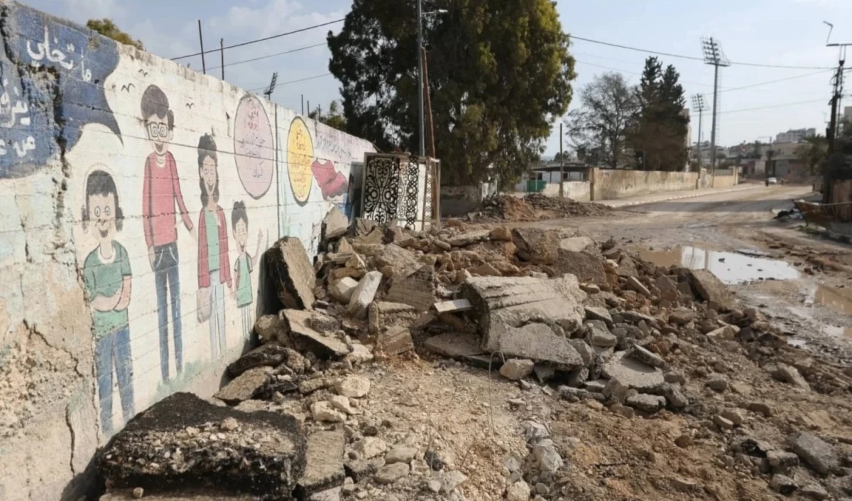 La ocupación destruye estructuras en las ciudad de Yenín. La ocupación destruye estructuras en las ciudad de Yenín.