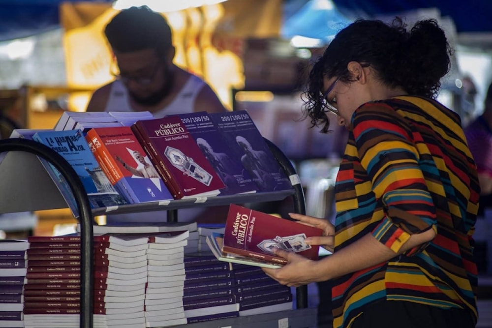 Biblioteca del Pueblo fomenta la cultura en Feria del Libro de Cuba