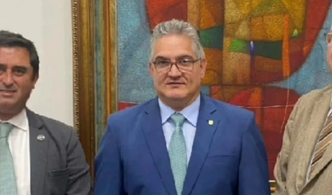 Denuncian reunión de Gobierno panameño con terrorista anticubano