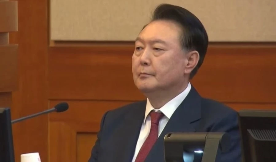 Presidente derrocado de Corea del Sur comienza juicio penal