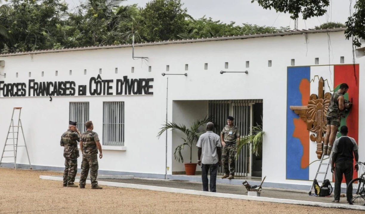 base militar de Francia en Abiyán, Costa de Marfil.