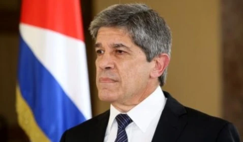 EE.UU devuelve a gobierno de Cuba decenas de pasaportes sin visas