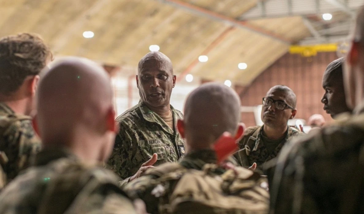 EE.UU. envía soldados a Guantánamo para preparar centro de detención EE.UU. envía soldados a Guantánamo para preparar centro de detención