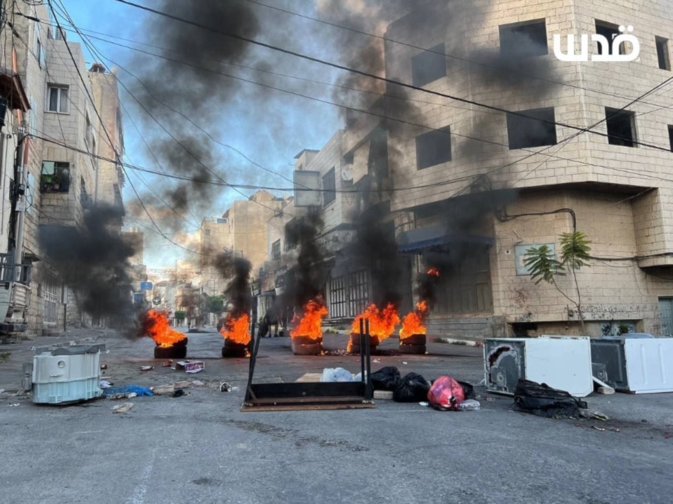 Continúa la agresión israelí al campamento de refugiados de Nur Shams.