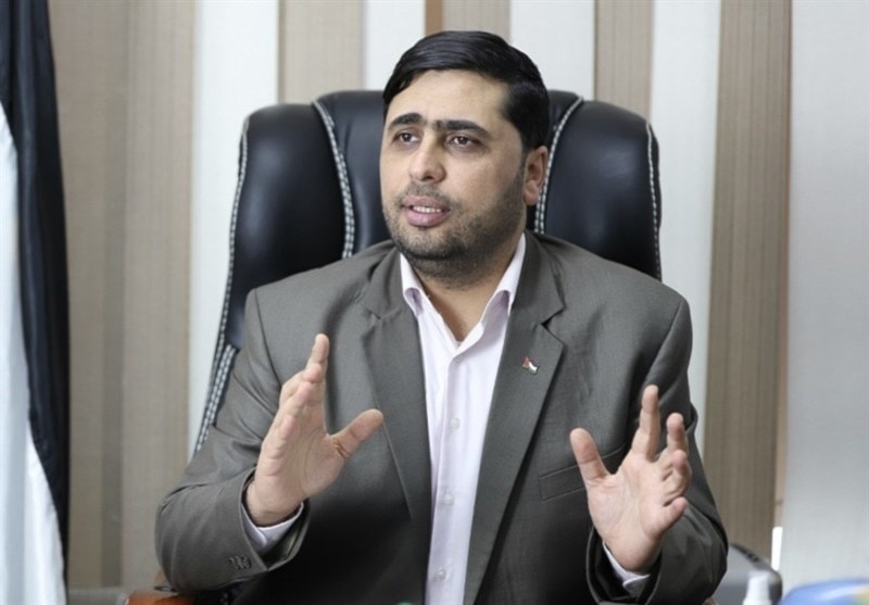 El portavoz del movimiento de resistencia palestino Hamas, Abdel Latif Al-Qanou.