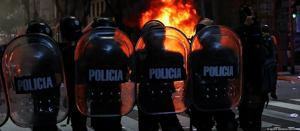 Protesta de jubilados en Buenos Aires termina en incidentes violentos (Foto: AP)