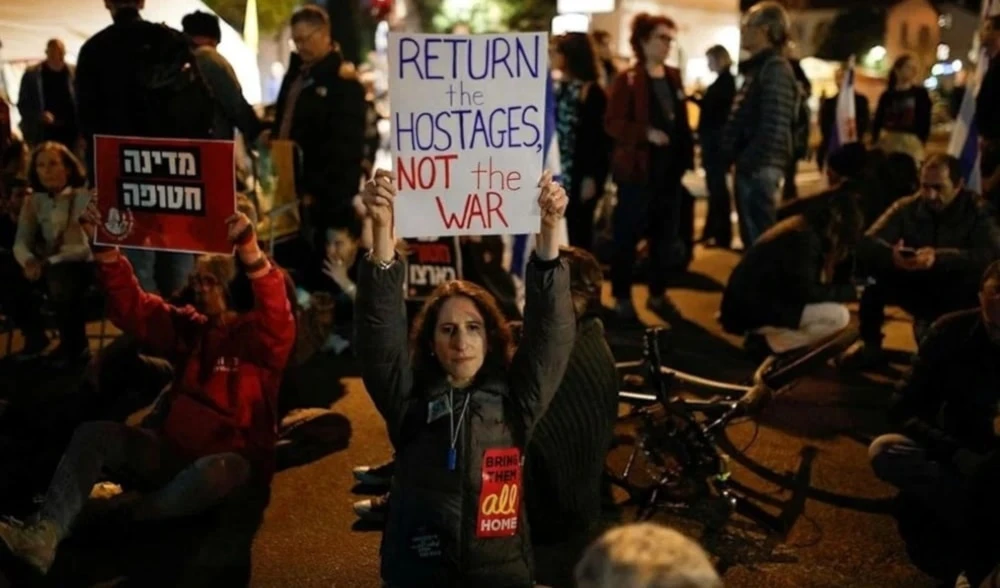 Asociación de Familias de Prisioneros llamó a las autoridades israelíes a restablecer el alto al fuego.
