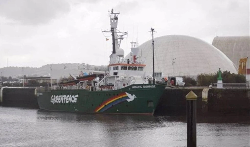 Greenpeace realiza acciones contra combustibles fósiles en España