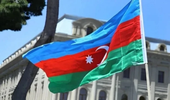 Estados Unidos aprieta la tuerca a Azerbaiyán a favor de "Israel" y logra así una confrontación con Irán, afirmó el sitio web Responsible Statecraft. Estados Unidos aprieta la tuerca a Azerbaiyán a favor de "Israel" y logra así una confrontación con Irán, afirmó el sitio web Responsible Statecraft.