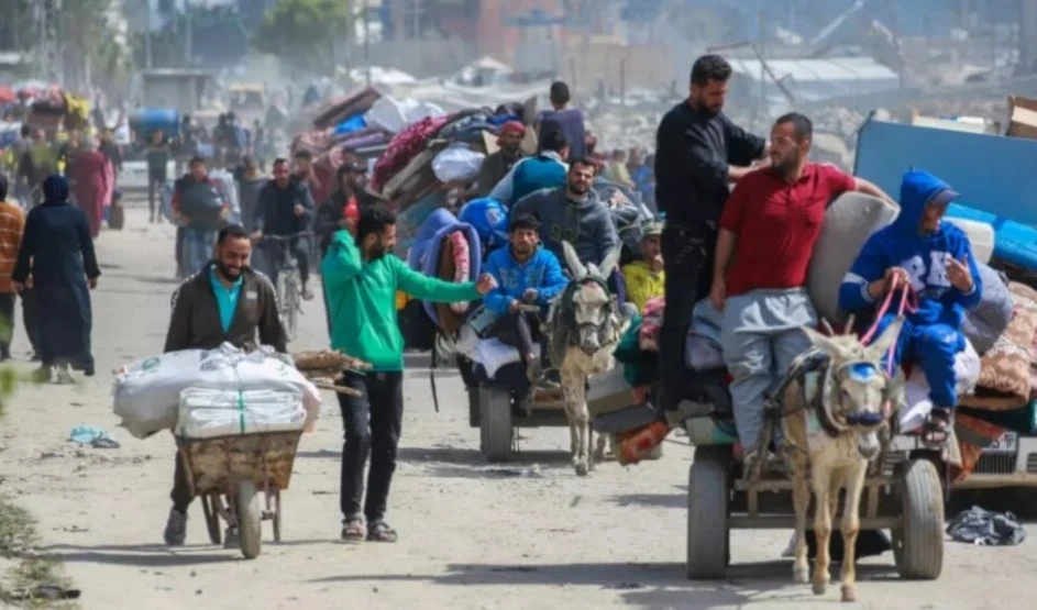 Palestinos huyen del norte de la Franja de Gaza (Foto: AFP-Archivo)