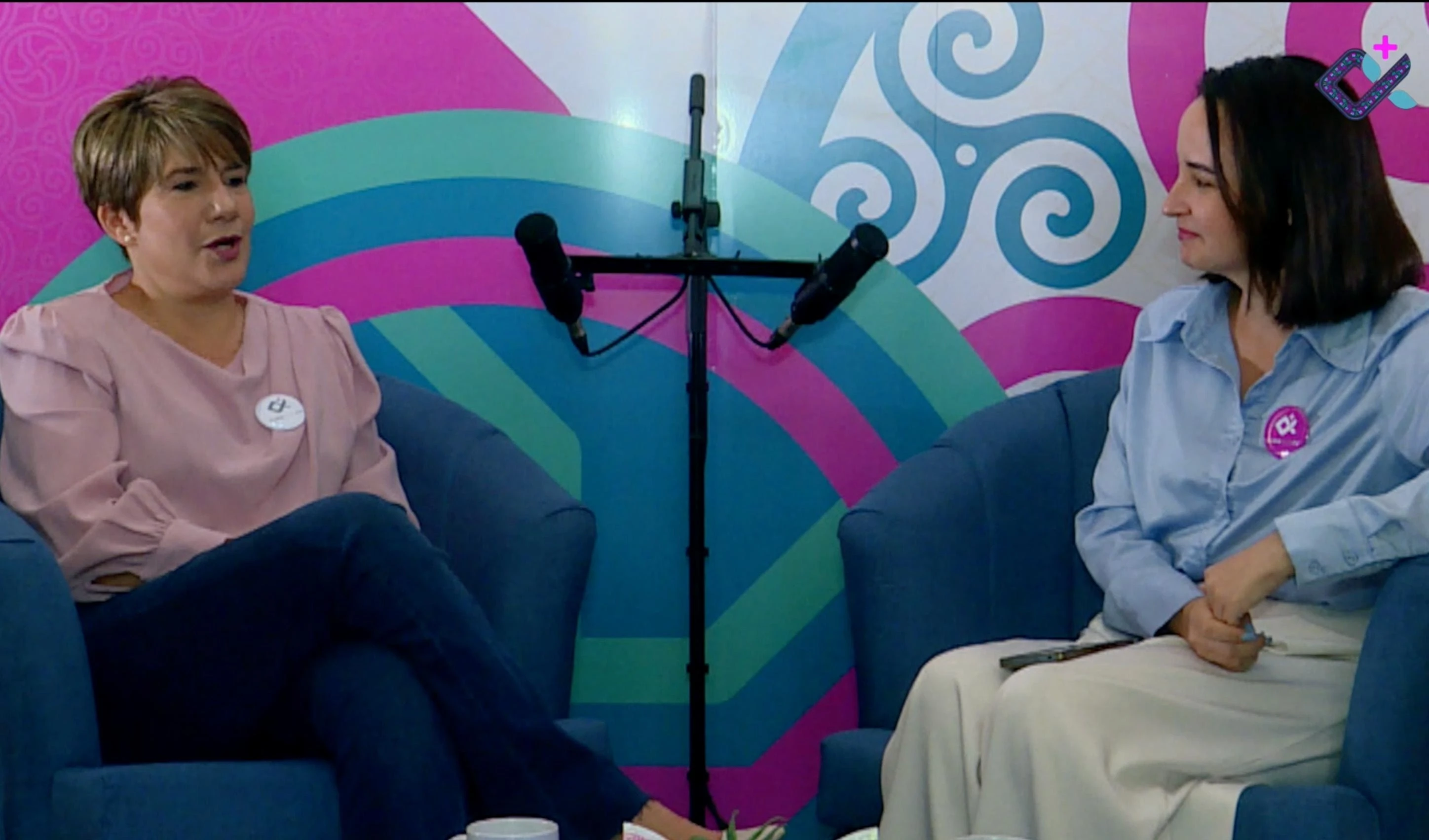 Alma Plus entrevista Lis Cuesta durante el IV Coloquio Internacional Patria, en La Habana