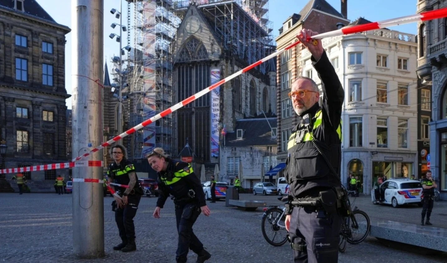 Detienen a autor de ataque con cuchillo en centro de Ámsterdam Detienen a autor de ataque con cuchillo en centro de Ámsterdam