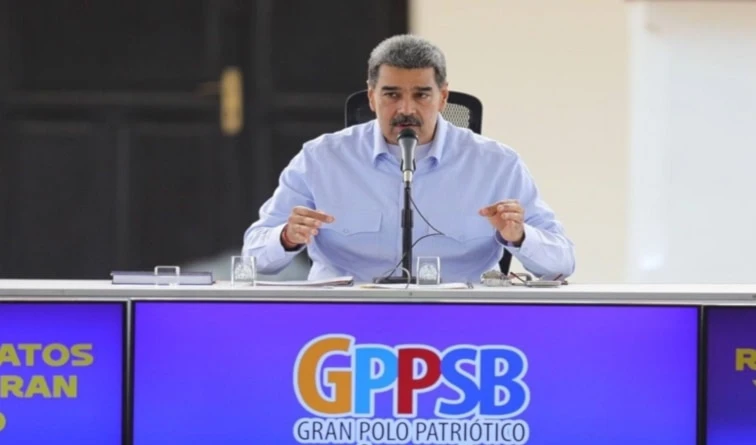 Presidente Maduro denuncia que Súmate está detrás del fraude electoral en Ecuador