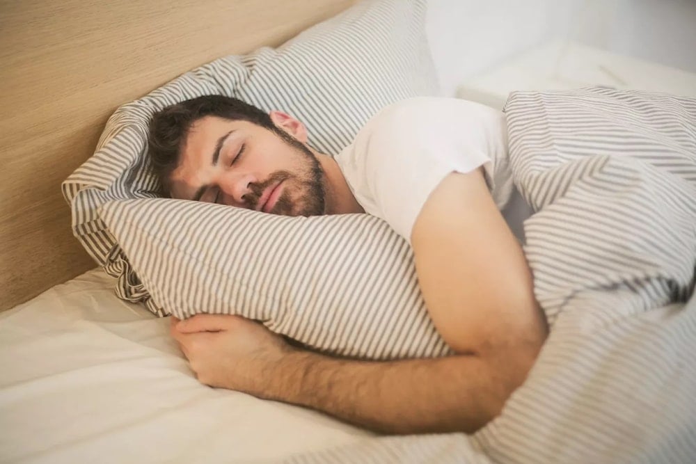 ¡Ríe, Duerme y Muévete! 5 Descubrimientos Científicos para una Vida Más Sana y Feliz