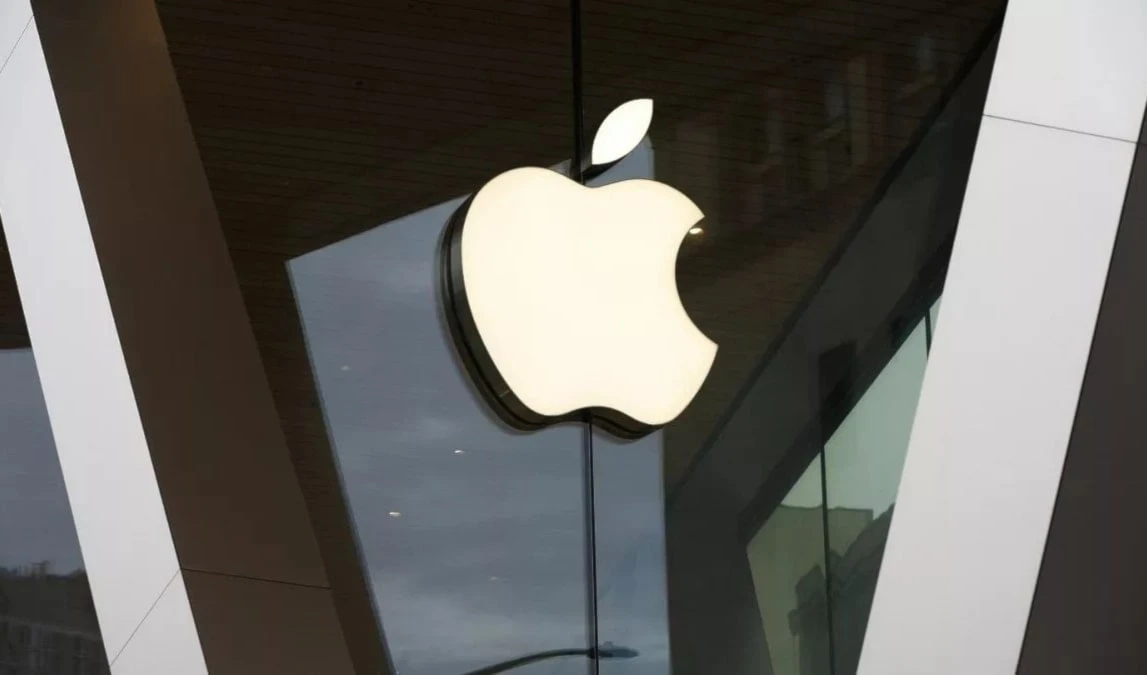Unión Europea sanciona a Apple y Meta con multas récord. Foto: AP. Unión Europea sanciona a Apple y Meta con multas récord. Foto: AP.
