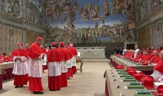 Sobre cónclaves Sobre cónclaves