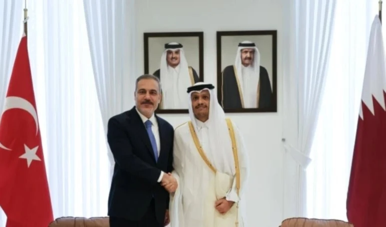 Ministros de Asuntos Exteriores de Turquía y Qatar abordan acontecimientos en Gaza (Foto: Agencias)