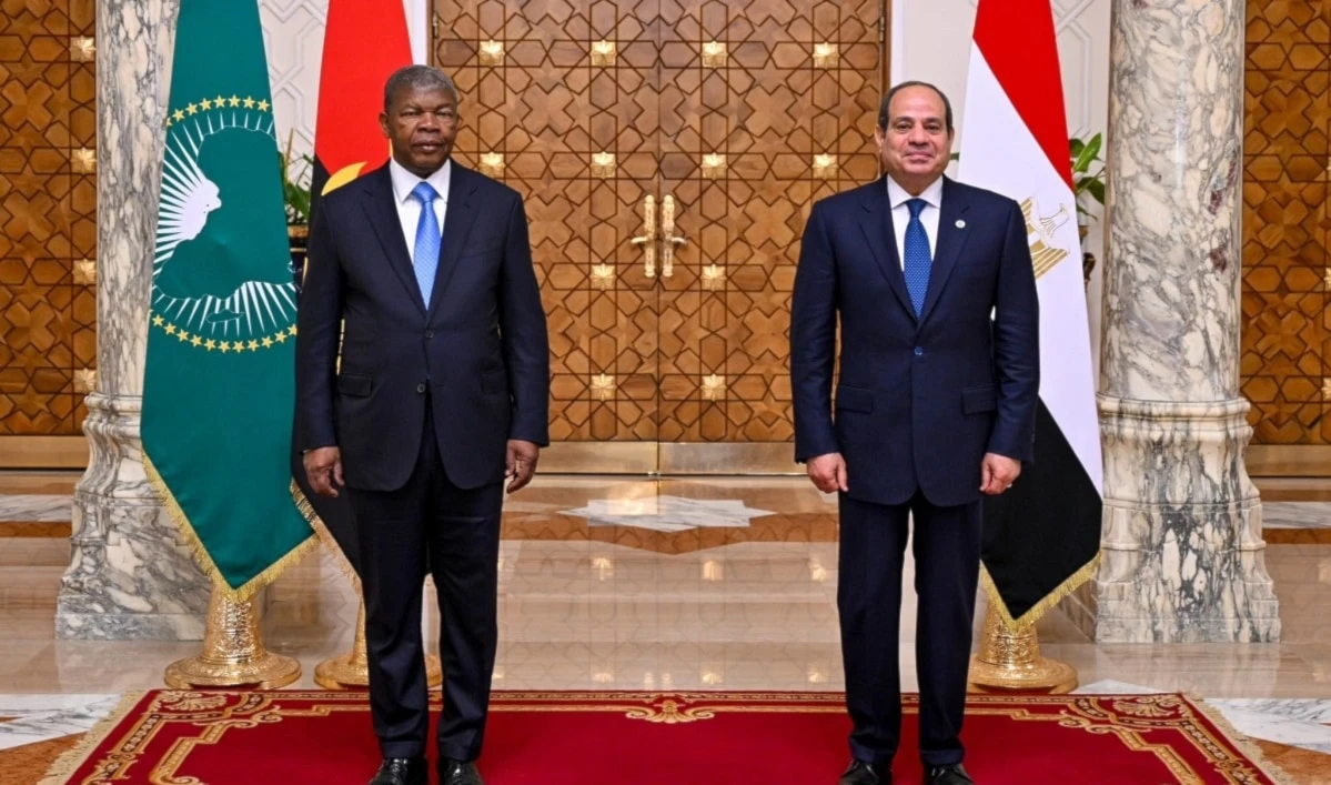 Los presidentes de Egipto y Angola sostienen un encuentro en El Cairo.