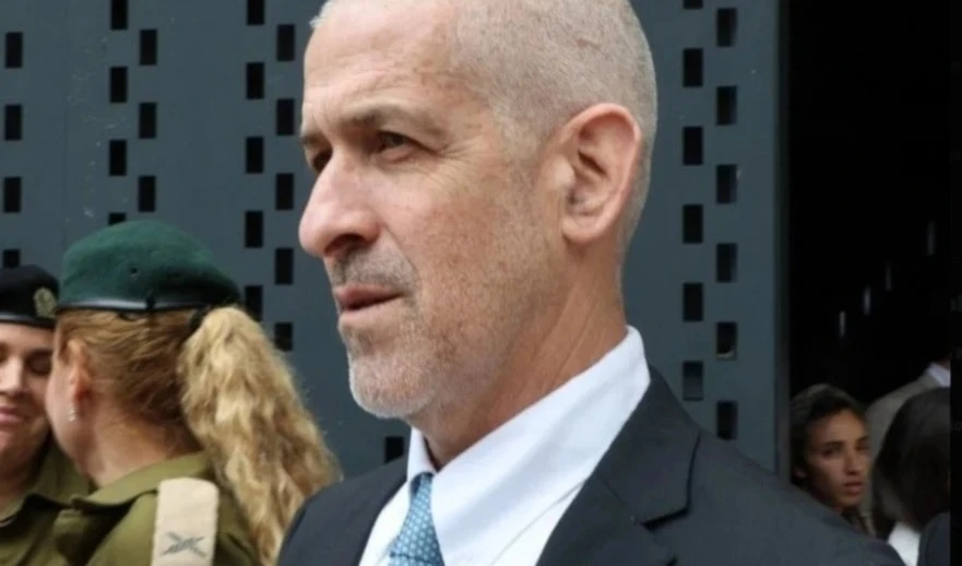 Bar comunicó el lunes su decisión de dimitir tras aceptar la responsabilidad por las fallas del Shin Bet en la prevención del ataque del 7 de octubre de 2023. Bar comunicó el lunes su decisión de dimitir tras aceptar la responsabilidad por las fallas del Shin Bet en la prevención del ataque del 7 de octubre de 2023.