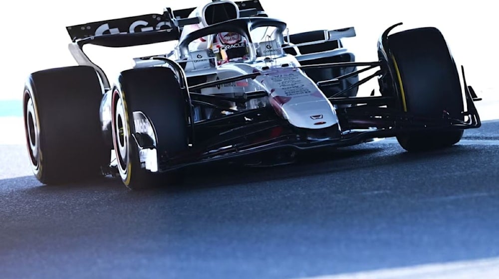 Piloto japonés Tsunoda recibe elogios de Racing Bulls.