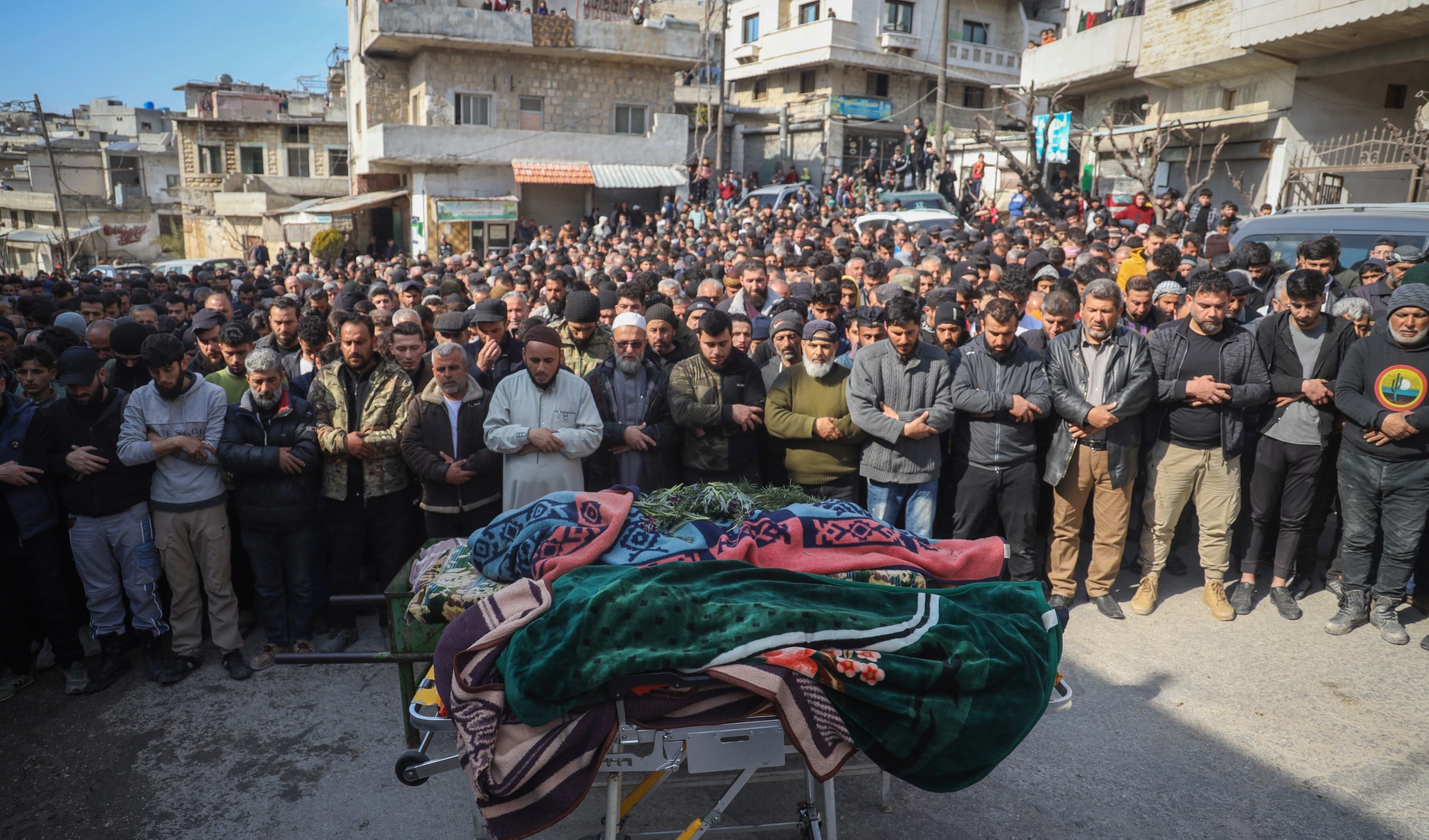 El Observatorio Sirio documentó el asesinato de 22 ciudadanos, incluidos dos niños, de la comunidad alauita, desde el 31 de marzo hasta el 4 de abril. (Foto: AP)