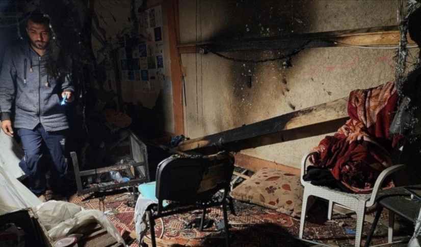 Las fuerzas de ocupación bombardearon una tienda de campaña destinada a periodistas en Khan Yunis, al sur de la Franja de Gaza. (Foto: Agencias)