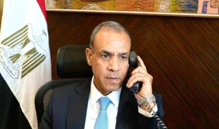 El canciller egipcio destacó los vínculos históricos y fraternales que unen a ambas naciones.