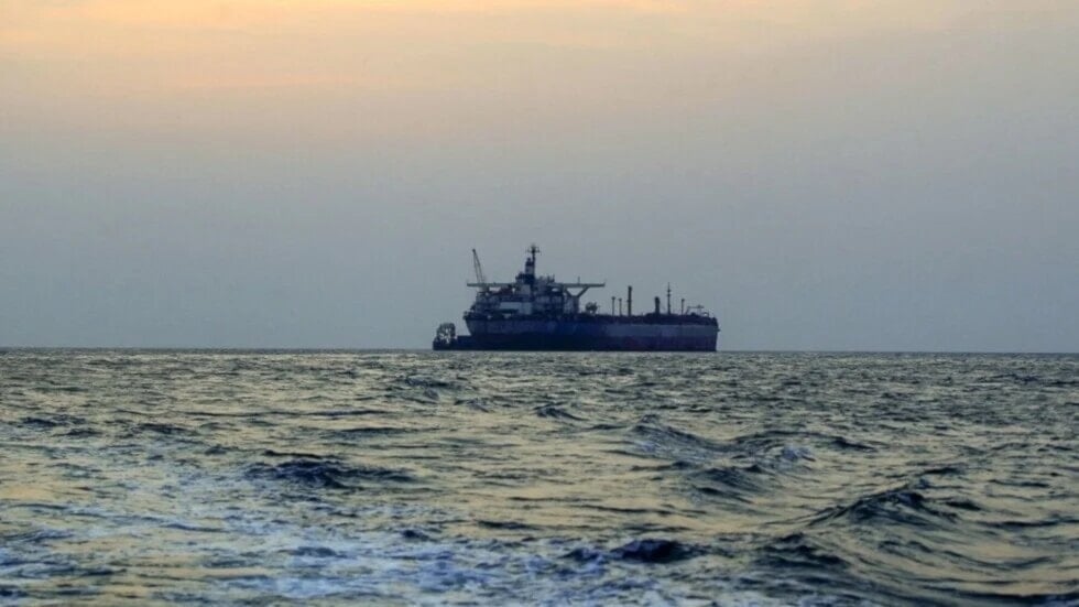 Prohíben exportación de petróleo de EE.UU por agresión a Yemen