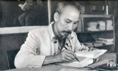 En el aniversario 50 de la derrota del imperialismo yanqui en Vietnam