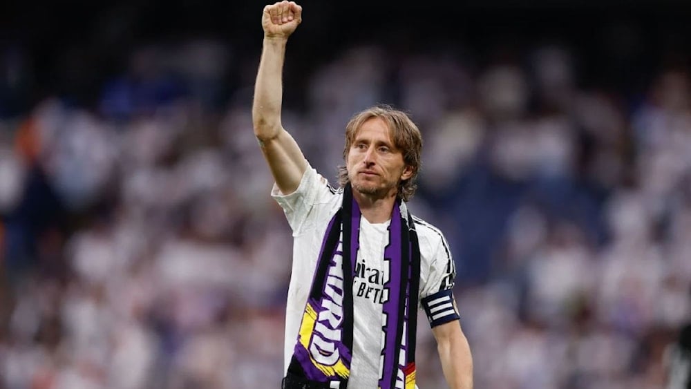 Luka Modrić se convirtió en el jugador más laureado en la historia del club. Foto: Real Madrid.