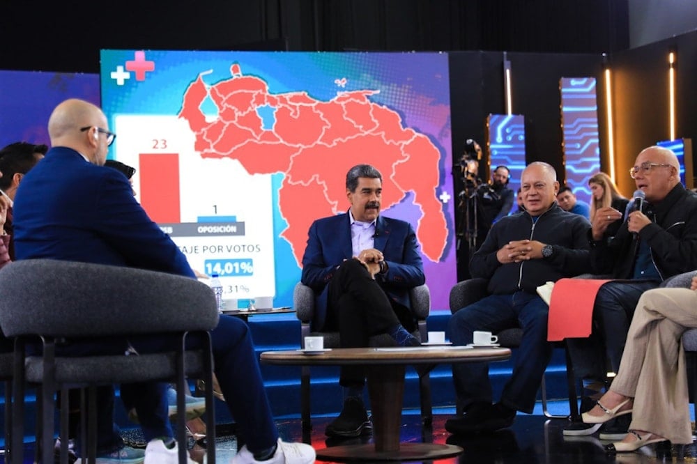 Durante la emisión, el mandatario bolivariano debatió sobre los resultados electorales con los principales dirigentes de la Revolución Bolivariana. 