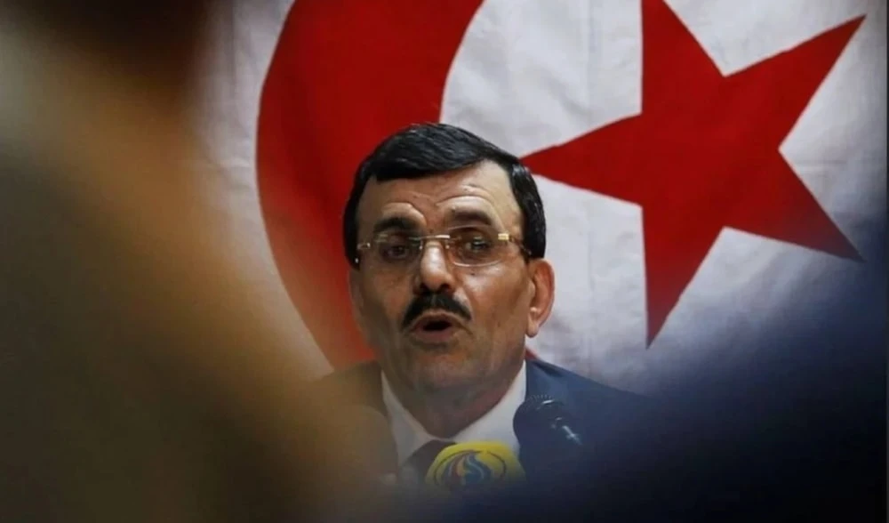 Laarayedh fue declarado culpable de permitir la salida de ciudadanos tunecinos a Siria durante su mandato 2011-2013.