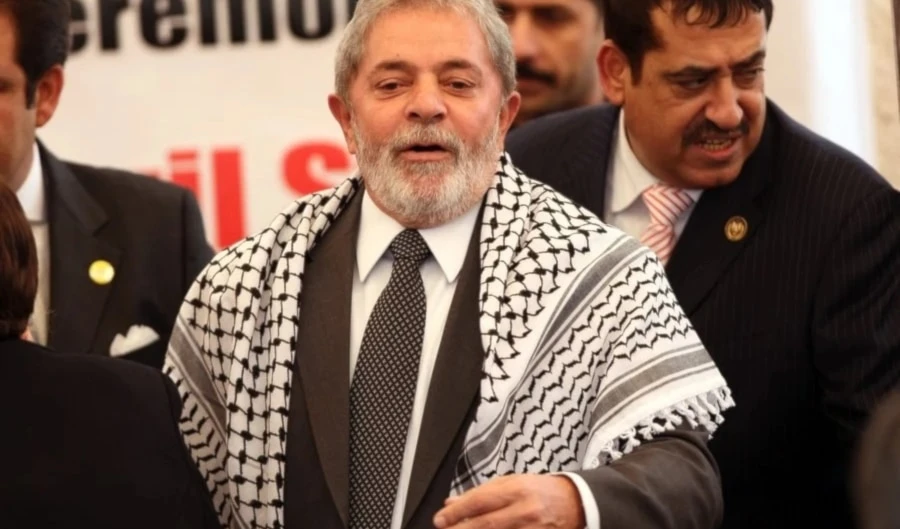 Artistas y políticos piden a Lula cortar los lazos con "Israel"