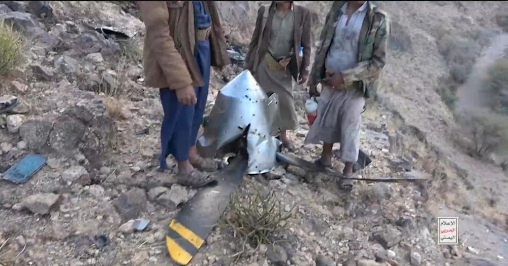 Restos del dron de EE. UU. MQ-9 derribado por Ansar Allah el pasado  19 de abril. (Foto: Medios yemenitas)