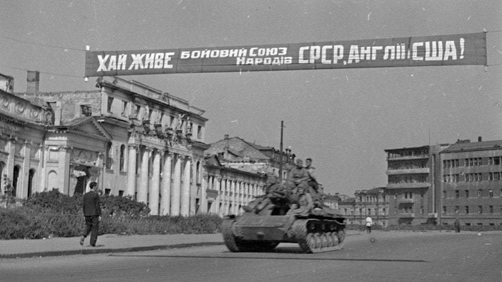 En mayo de 1945, la caída del dominio nazi se convirtió en un hecho evidente.