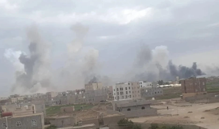 Imagen del bombardeo israelí al aeropuerto de Saná. Imagen del bombardeo israelí al aeropuerto de Saná.