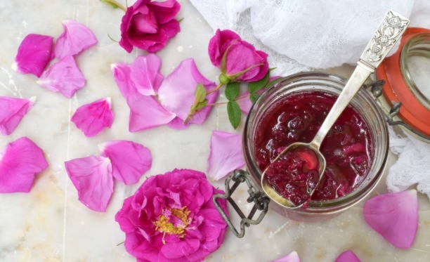 Derivados de las Rosas de Damasco. Foto: Istock. 