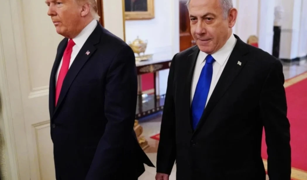 El viaje de Trump consolida una tendencia: el desplazamiento de “Israel” como aliado central en la estrategia de EE. UU. en Medio Oriente, sugieren analistas. El viaje de Trump consolida una tendencia: el desplazamiento de “Israel” como aliado central en la estrategia de EE. UU. en Medio Oriente, sugieren analistas.
