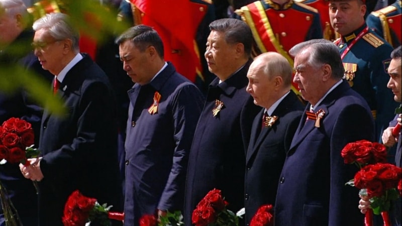 Putin y líderes mundiales rinden homenaje al Soldado Desconocido