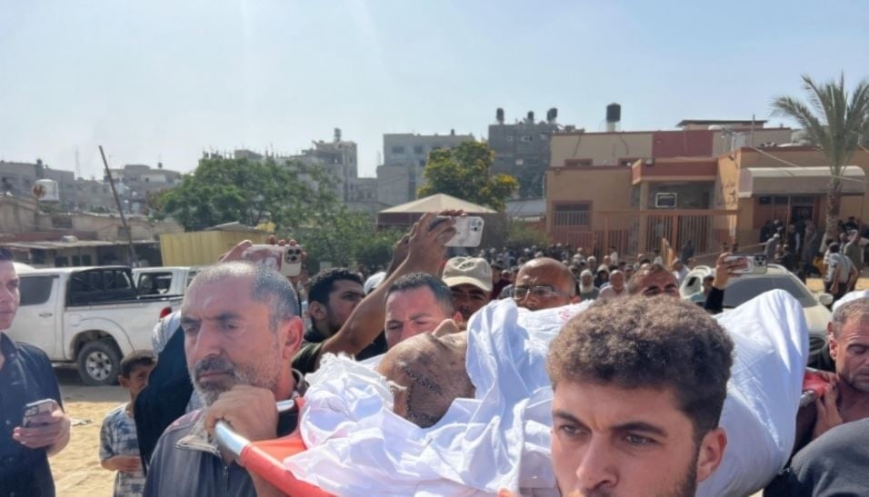 Funeral del doctor mártir Hamdi Al-Najjar.